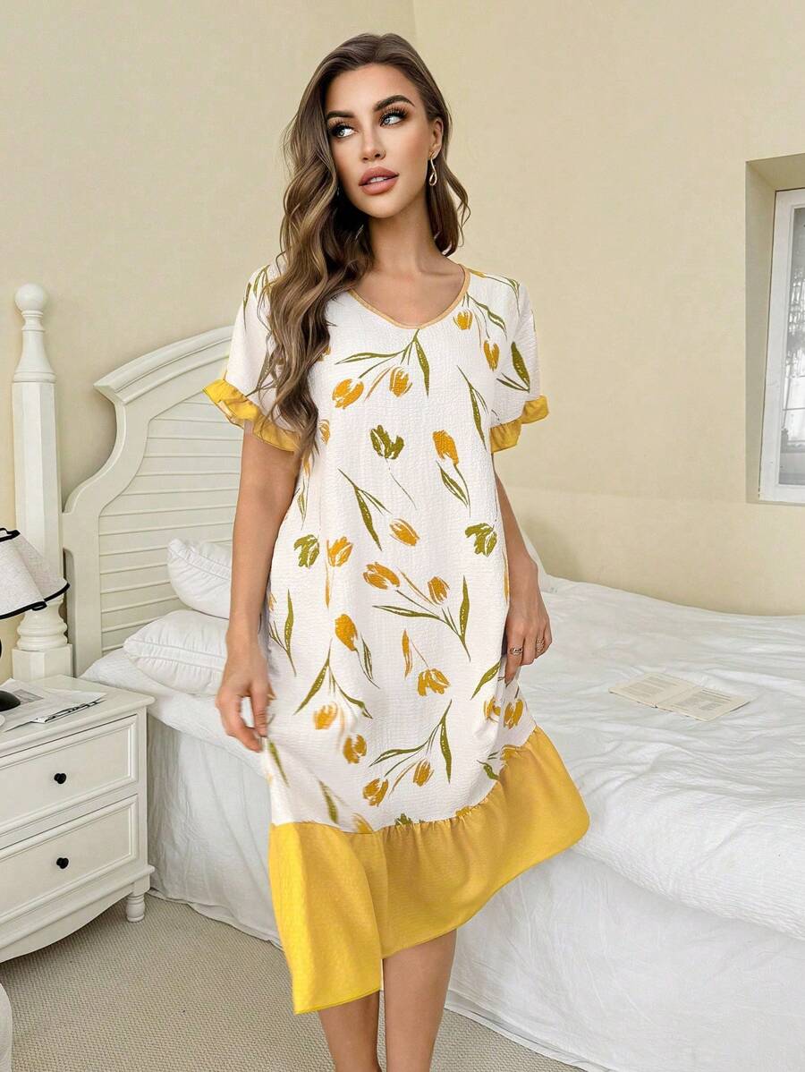 SHEIN CottageSlumber فستان نوم قصير بطبعة ورود