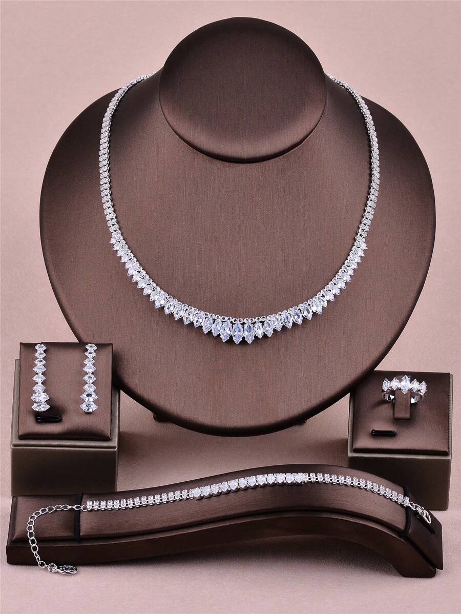 SHEIN CORUIXI طقم مجوهرات فضة وزركون مكعب أبيض