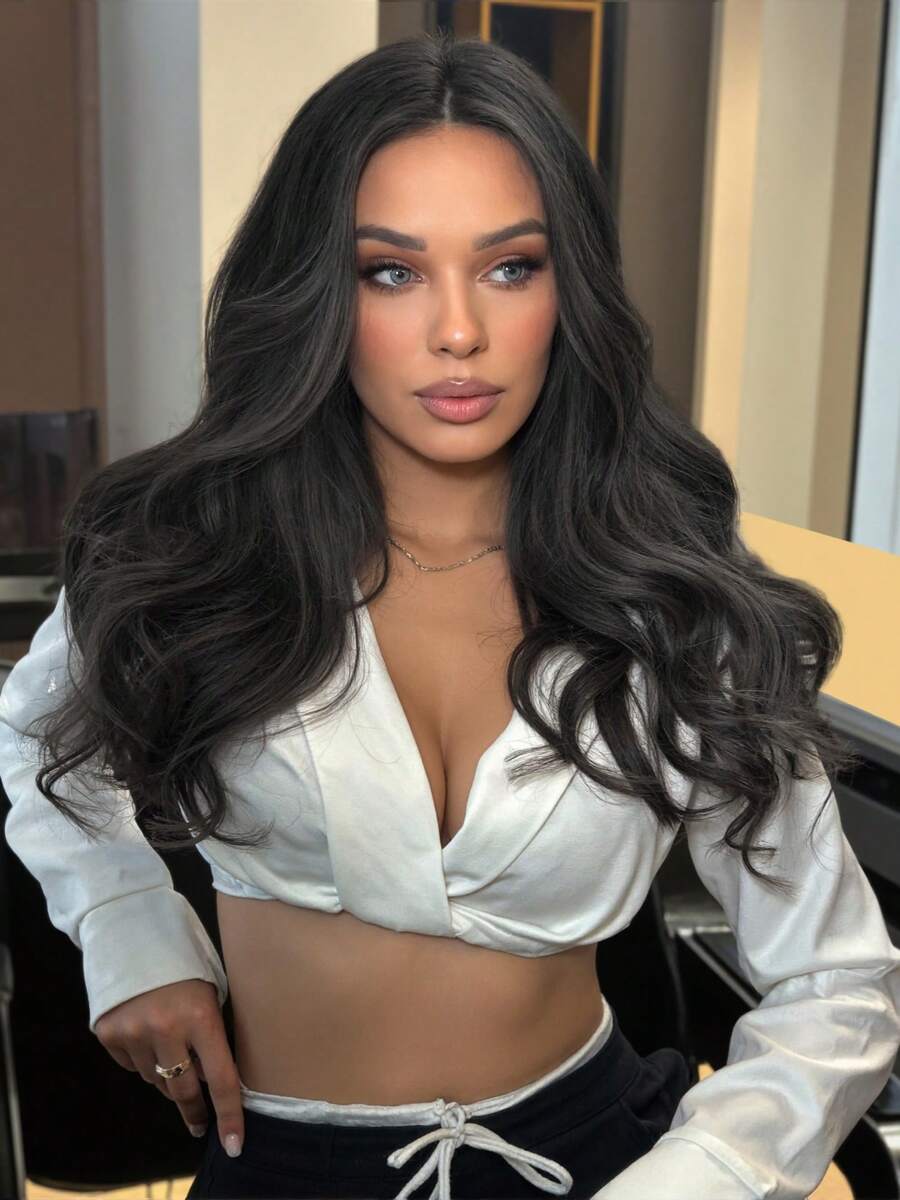 SHEIN وصلة شعر متموجة بمشبك بستايل بودي ويف