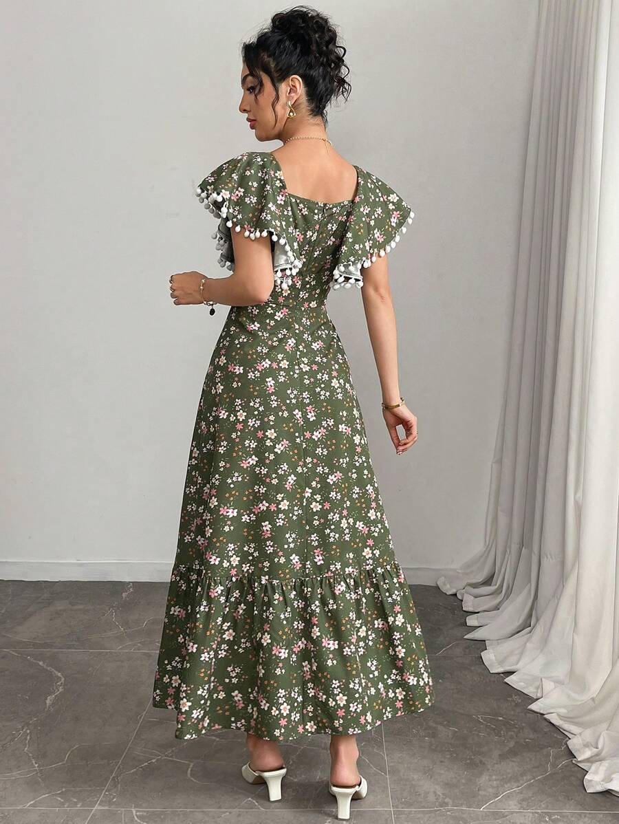 SHEIN Modelyn فستان طويل أخضر منقوش بأزهار صغيرة مع كشكش