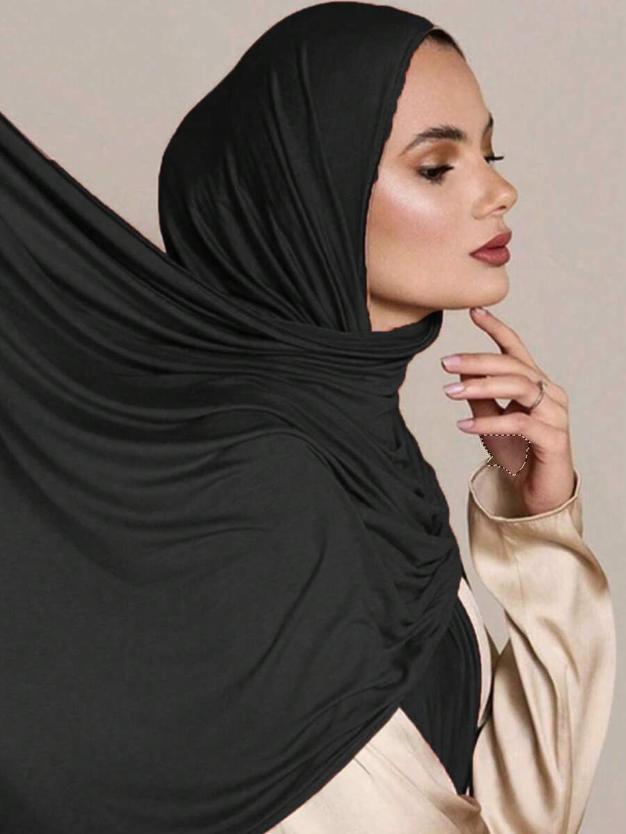 SHEIN حجاب نسائي ناعم بلون أسود