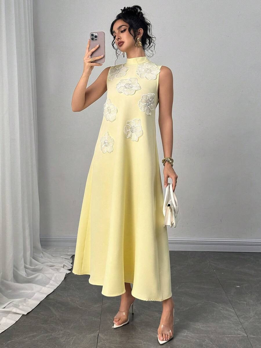 SHEIN Modelyn فستان طويل فاخر بتطريز زهور ثلاثي الأبعاد باللون الأصفر الفاتح