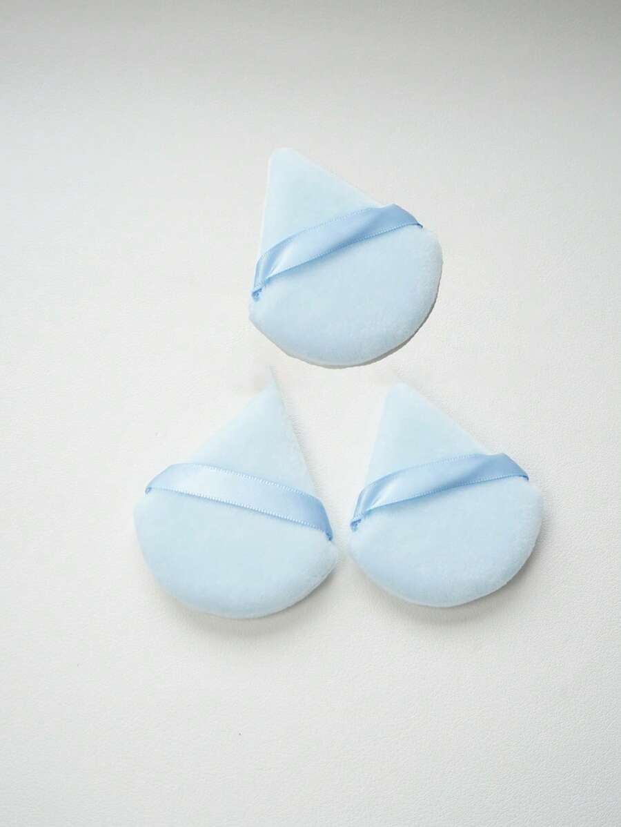 SHEIN إسفنجة مكياج مثلثة للبودرة والأساس