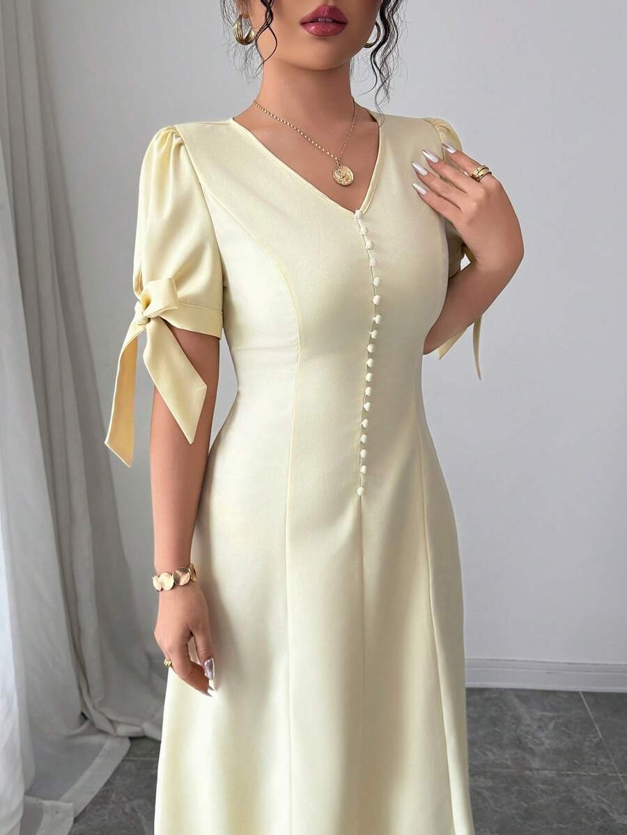 SHEIN Elenzga فستان طويل أصفر بأزرار وفيونكة من الاكتاف