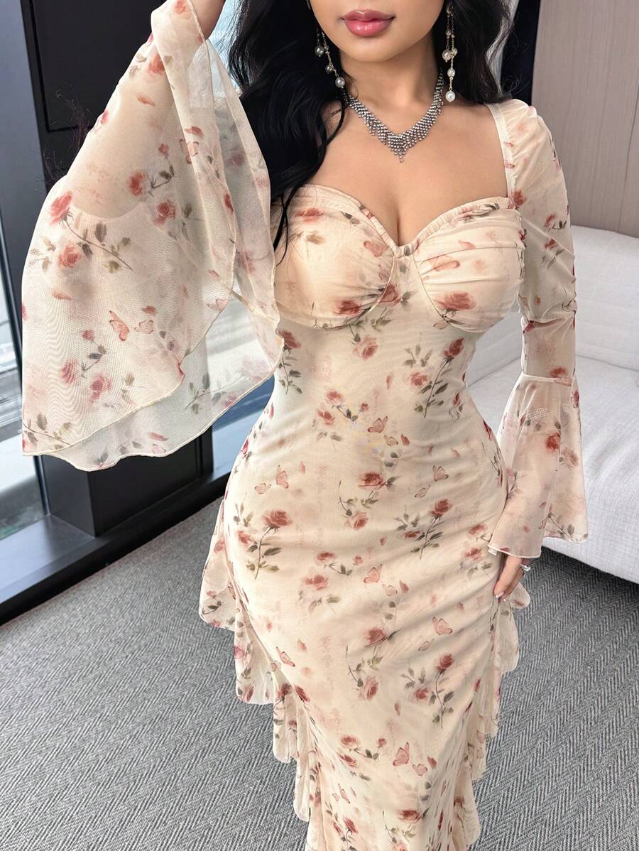 SHEIN Feyla فستان طويل الأكمام مطبوع بنقوش الزهور وياقة قلبية