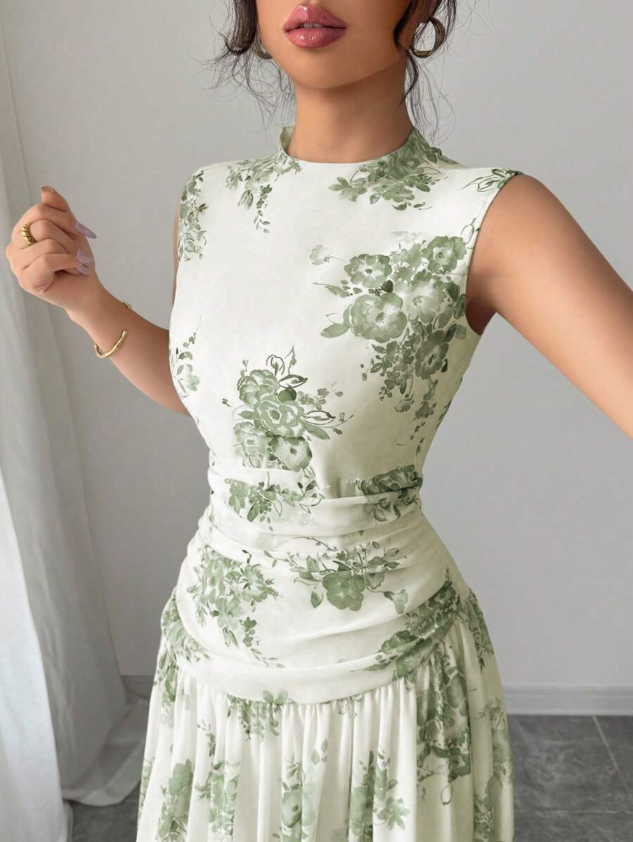 SHEIN Modelyn فستان أخضر مريح وأنيق