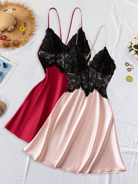 SHEIN SilkySpell طقم قميص نوم قطعتين من الساتان والدانتيل