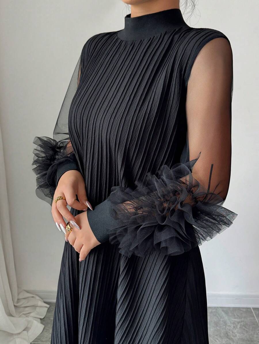 SHEIN Modelyn فستان أسود بياقة عالية وأكمام فانوس مطرز بشبكة قماش واسع