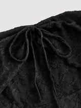 SHEIN MOD فستان أسود بأكمام طويلة مع ربطة أمامية وكتف مكشوف