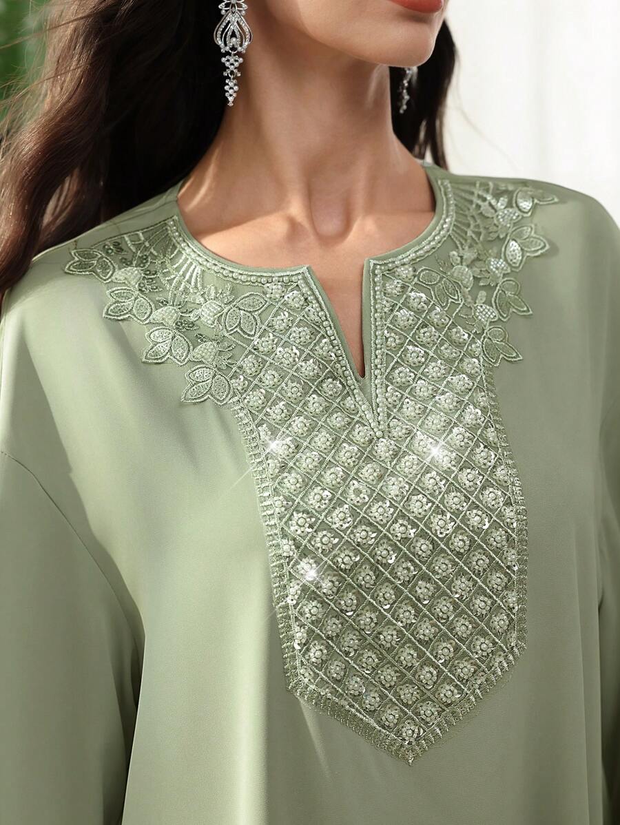 SHEIN Najma فستان عربي أخضر مزين بالترتر والزهور