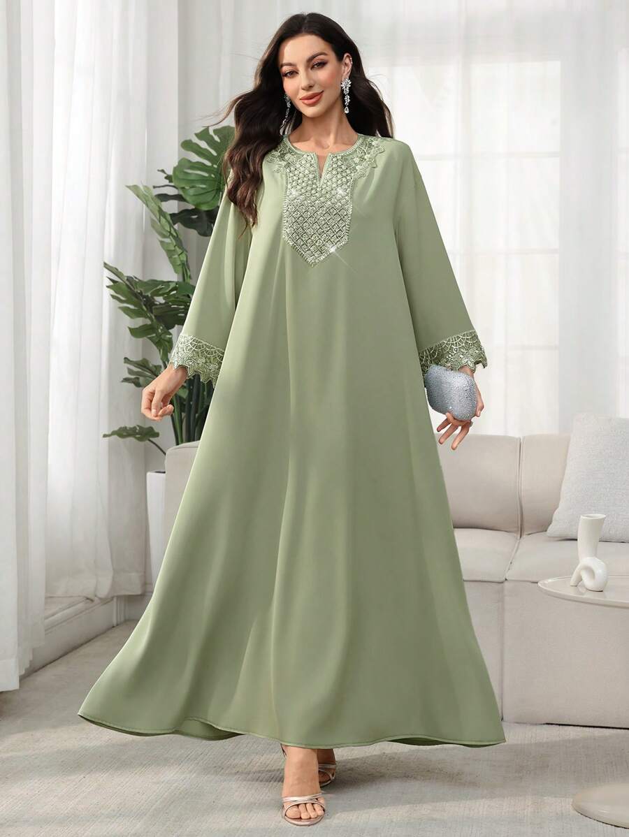 SHEIN Najma فستان عربي أخضر مزين بالترتر والزهور