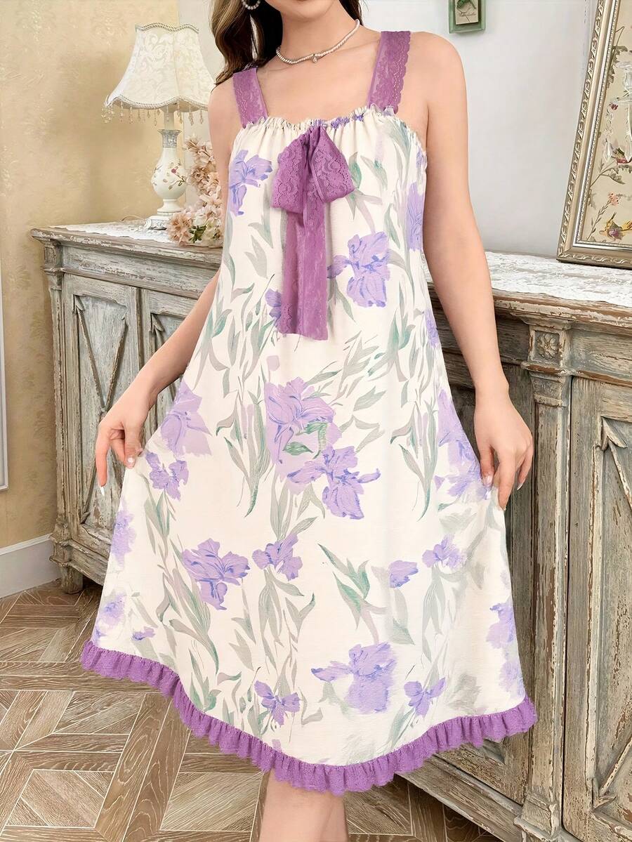 SHEIN فستان نوم بدون أكمام بفيونكة من الدانتيل بطباعة زهور