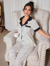 SHEIN CottageSlumber بيجامة نسائية قصيرة الأكمام بطبعة زهور وياقة ملونة
