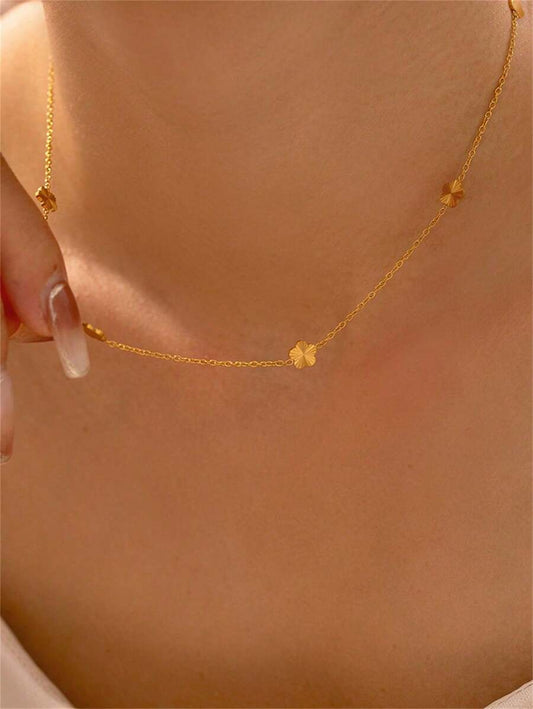 SHEIN قلادة قلب معلقة ستانلس ستيل مطلي ذهب