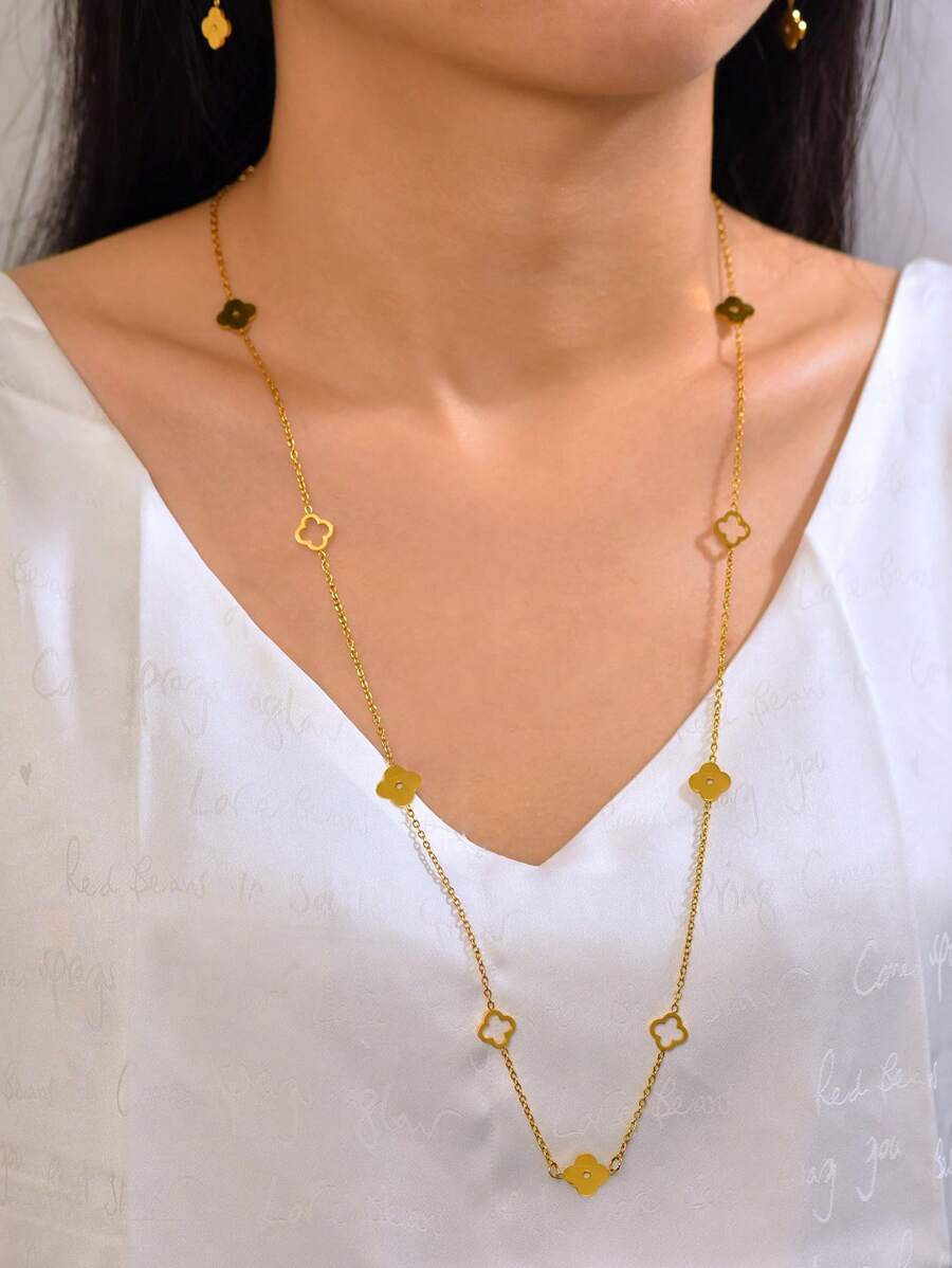 SHEIN TONSI قلادة مطلية ذهب 18 قيراط بتصميم رباعي الأوراق