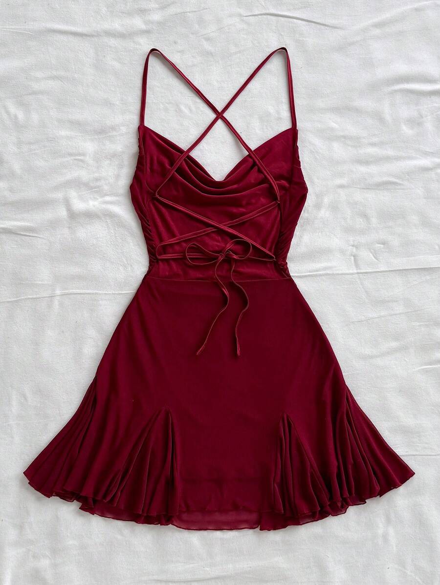 SHEIN WYWH فستان قصير بحمالات رفيعة وظهر مكشوف بتصميم ذيل سمكة