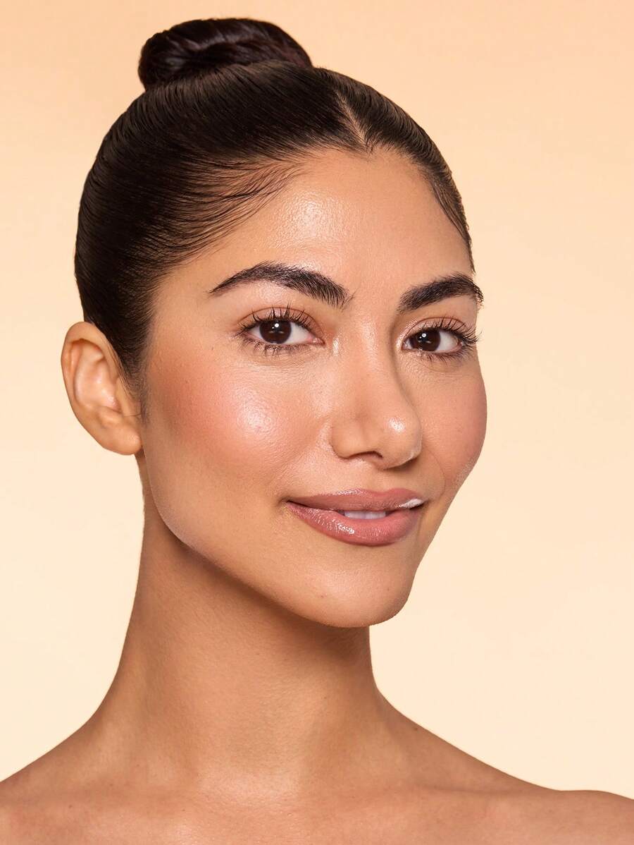 SHEGLAM Dew & Done SPF20 Acorn ملون خفيف
