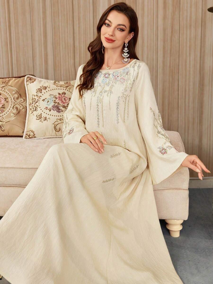 SHEIN Al Najma فستان ابيض مطرز كاجوال كفتان مبسط