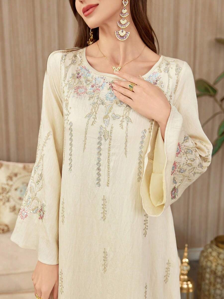SHEIN Al Najma فستان ابيض مطرز كاجوال كفتان مبسط