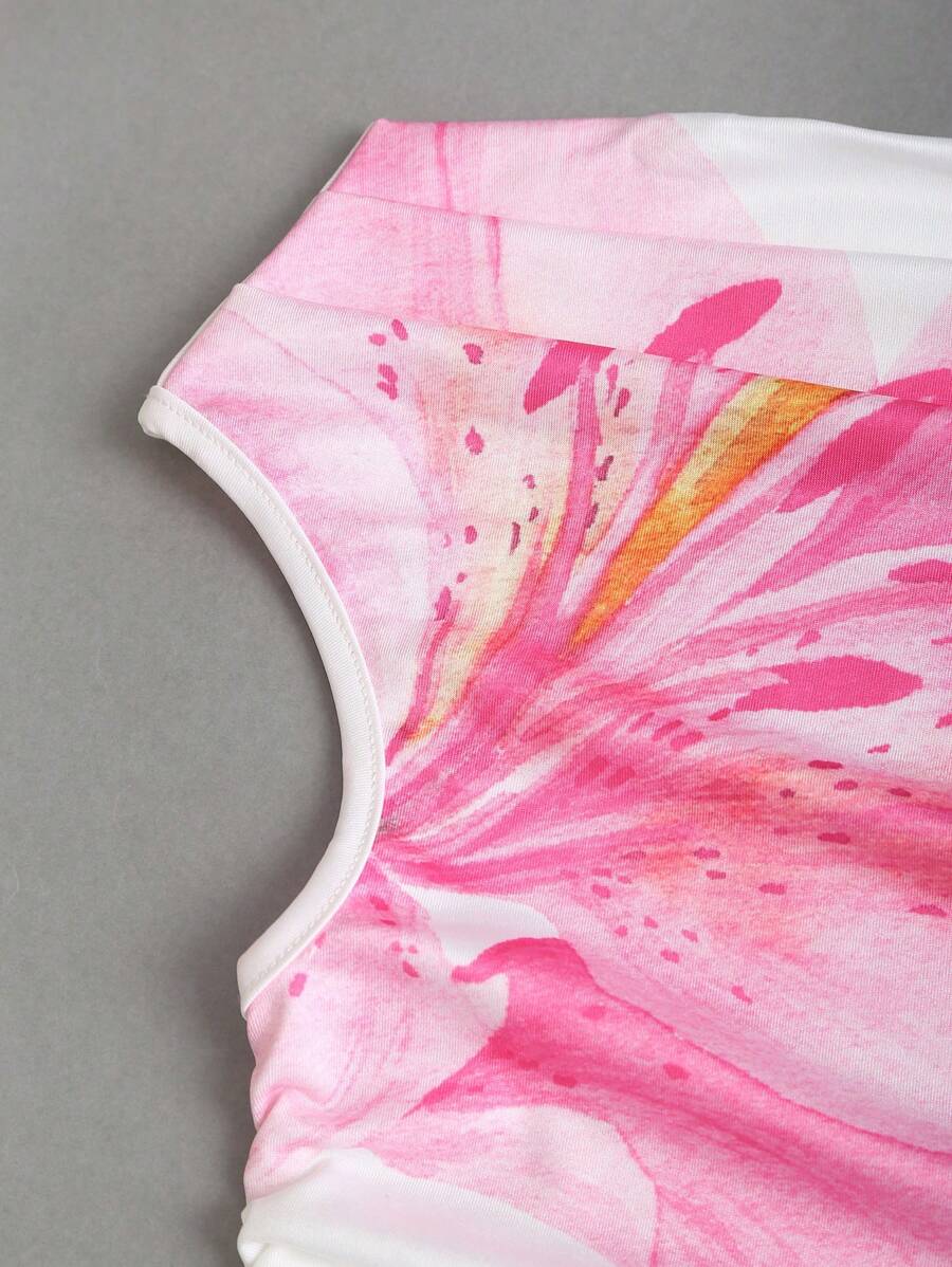 SHEIN Sweetra فستان أبيض بطبعة زهور بكتف مكشوف