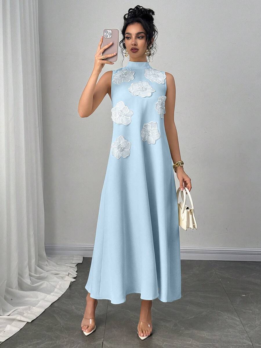 SHEIN Modelyn فستان طويل بتصميم زهور ثلاثي الأبعاد باللون الأزرق الفاتح