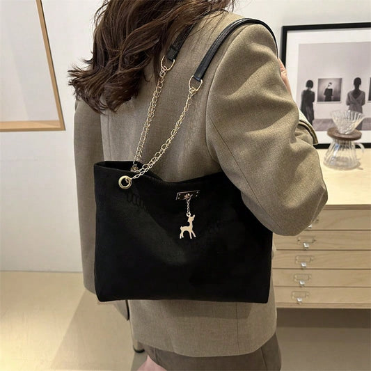 SHEIN حقيبة كتف سوداء بسعة كبيرة من البوليستر