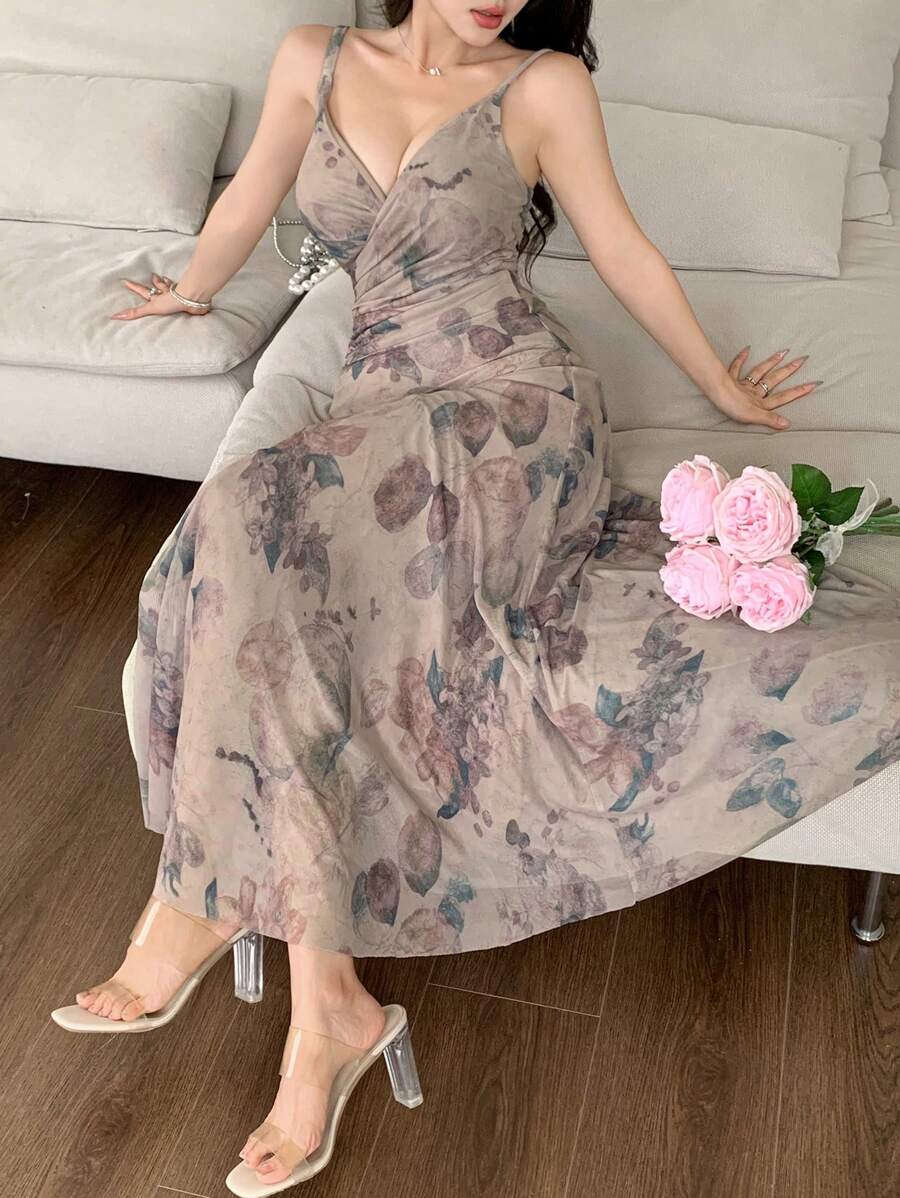 SHEIN DAZY فستان ماكسي بدون أكمام بطبعة زهور
