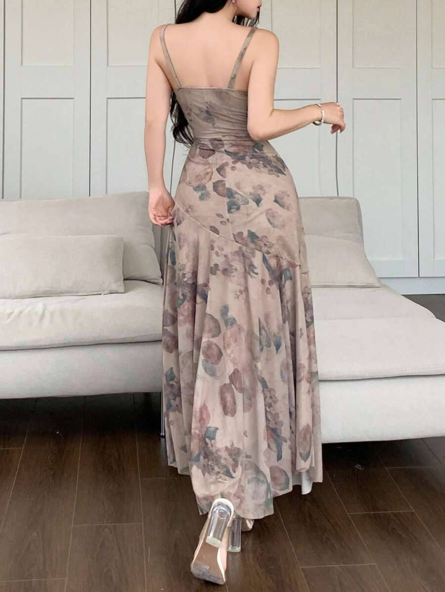 SHEIN DAZY فستان ماكسي بدون أكمام بطبعة زهور