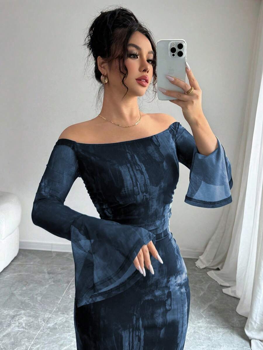 SHEIN Modelyn فستان مكشوف الأكتاف بطباعة شبكية وذيل حورية البحر