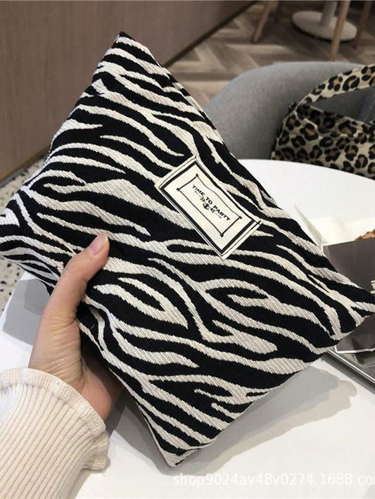 SHEIN حقيبة مكياج نسائية محمولة بنمط زيبرا (أسود)