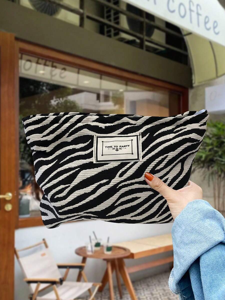 SHEIN حقيبة مكياج نسائية محمولة بنمط زيبرا (أسود)