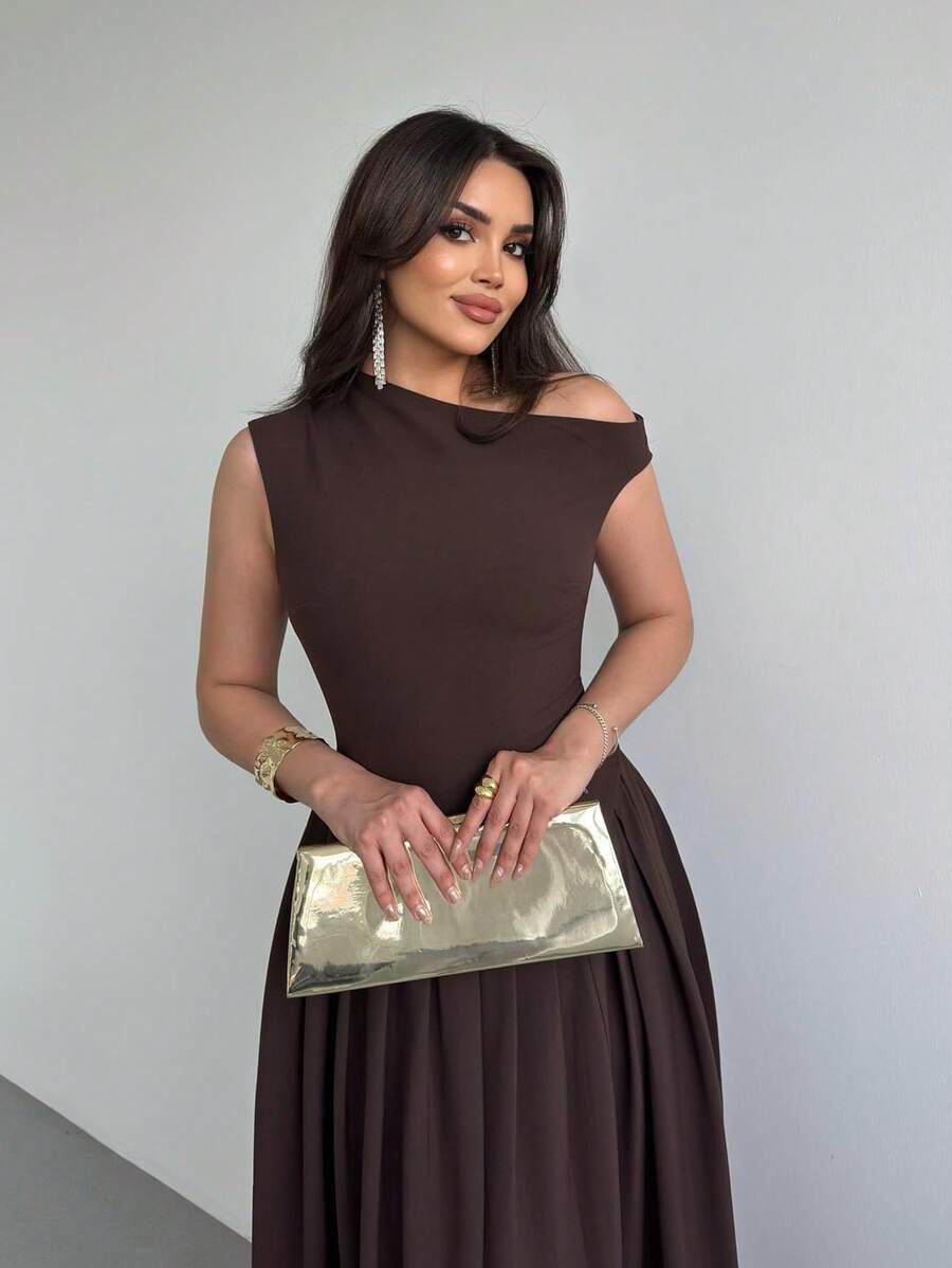 SHEIN فستان بني بتنورة مكشكشة من قماش مضفر