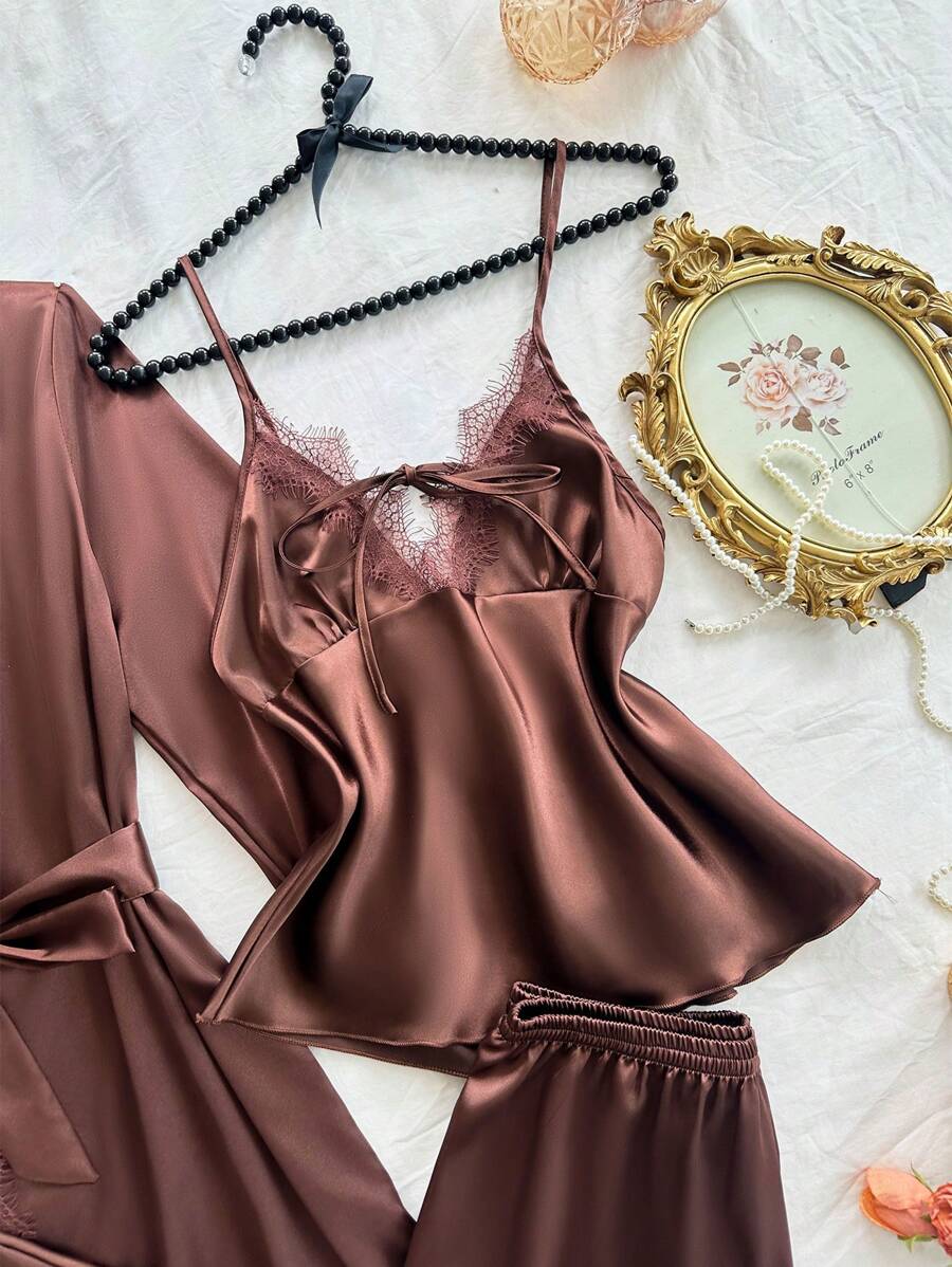 SilkySpell طقم بيجامة 4 قطع توب دانتيل وشورت وبنطلون وروب