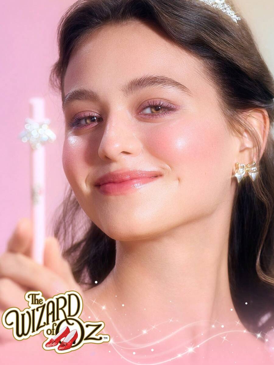 The Wizard of OZ SHEGLAM Glinda The Good Witch آيلاينر كحل