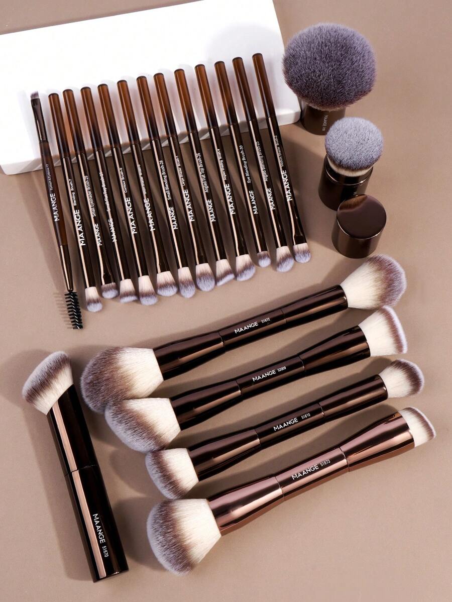 SHEIN MAANGE مجموعة فرش مكياج احترافية بلون قهوة بني