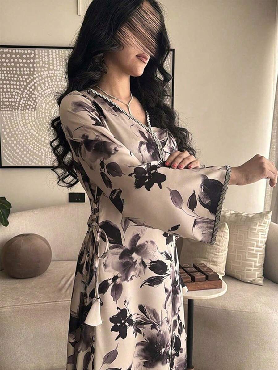 SHEIN فستان طويل مطبوع دبي مزين بالراين عبايات عصرية