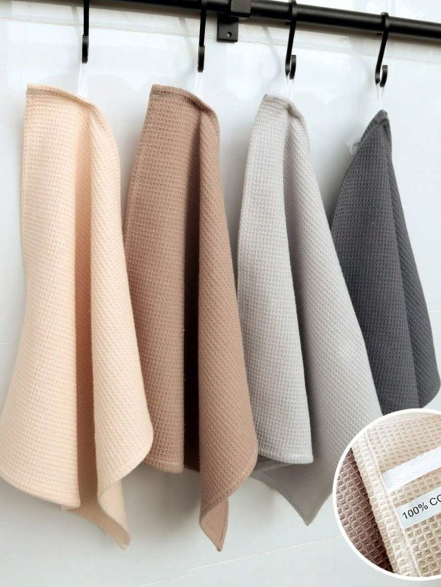 SHEIN منشفة مربعة سادة للتنظيف بنقشة أناناس ماصة ومطوية