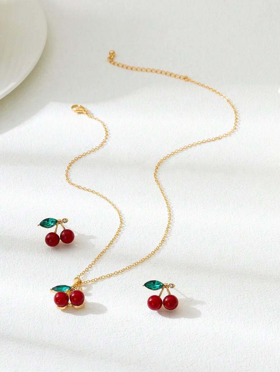 SHEIN طقم مجوهرات قرطان وقلادة بتصميم الكرز والفراولة