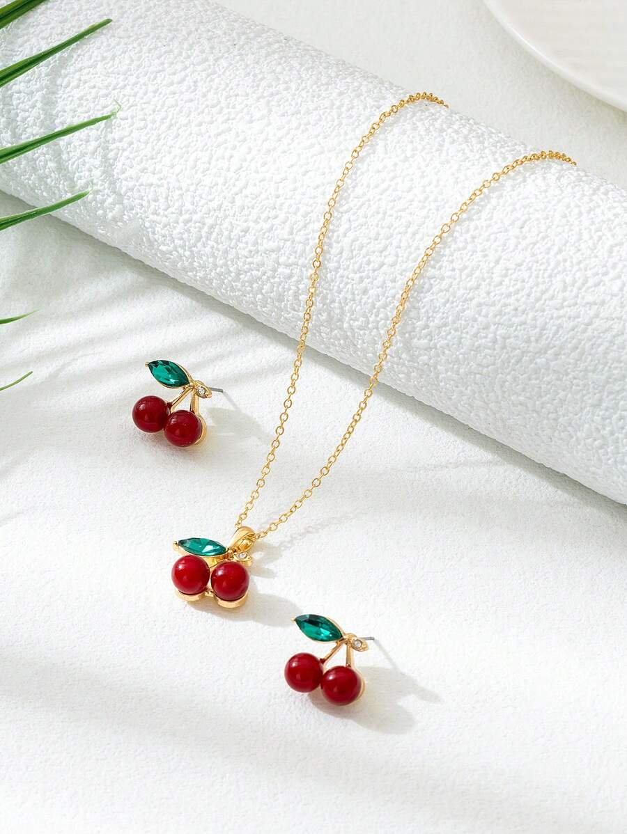 SHEIN طقم مجوهرات قرطان وقلادة بتصميم الكرز والفراولة