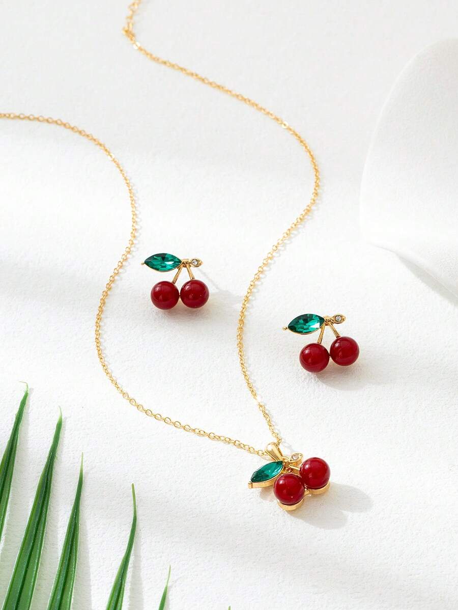 SHEIN طقم مجوهرات قرطان وقلادة بتصميم الكرز والفراولة