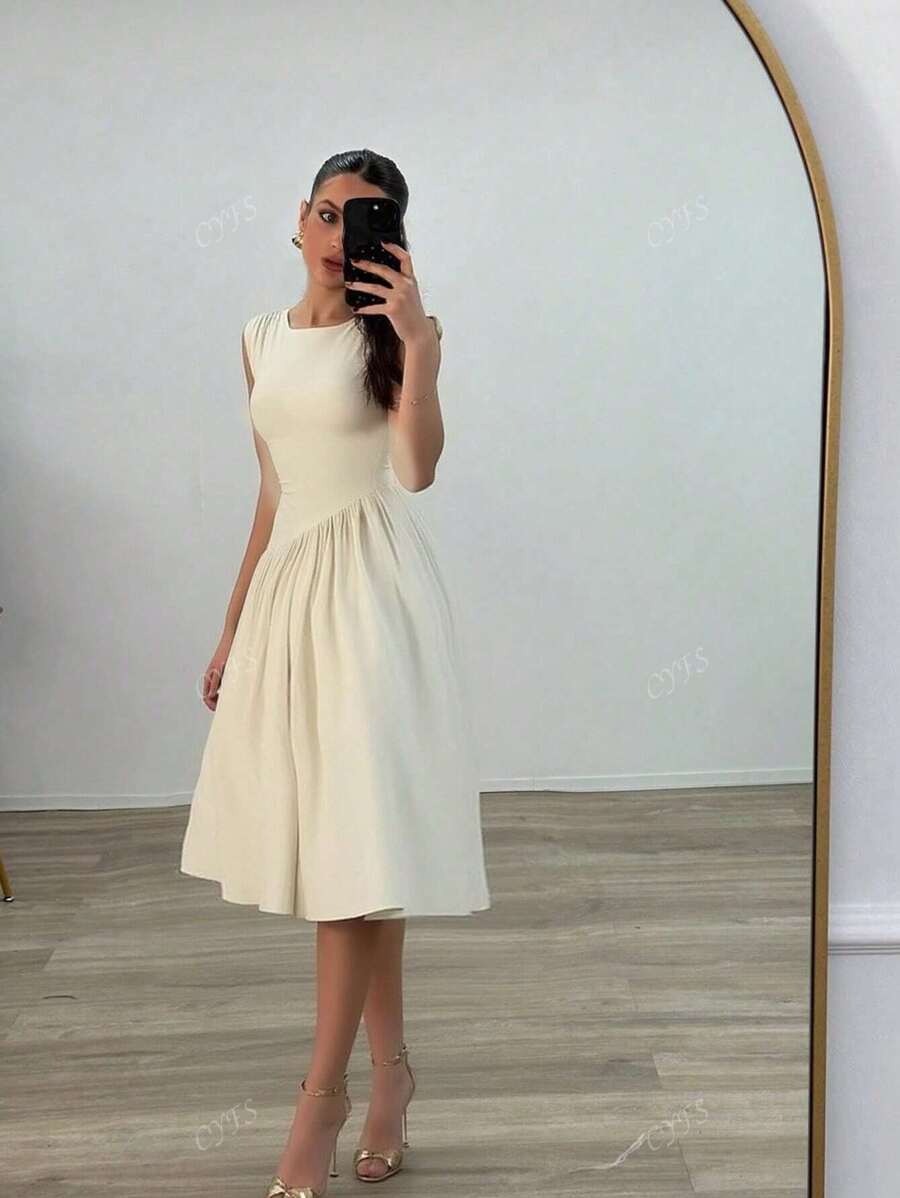 SHEIN فستان صيفي ربيعي بلون بيج بدون أكمام بتصميم تريندي جذاب