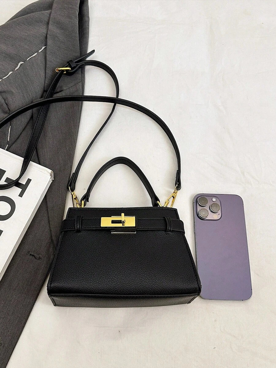 SHEIN حقيبة يد سوداء بنمط ليشي بتصميم عصري