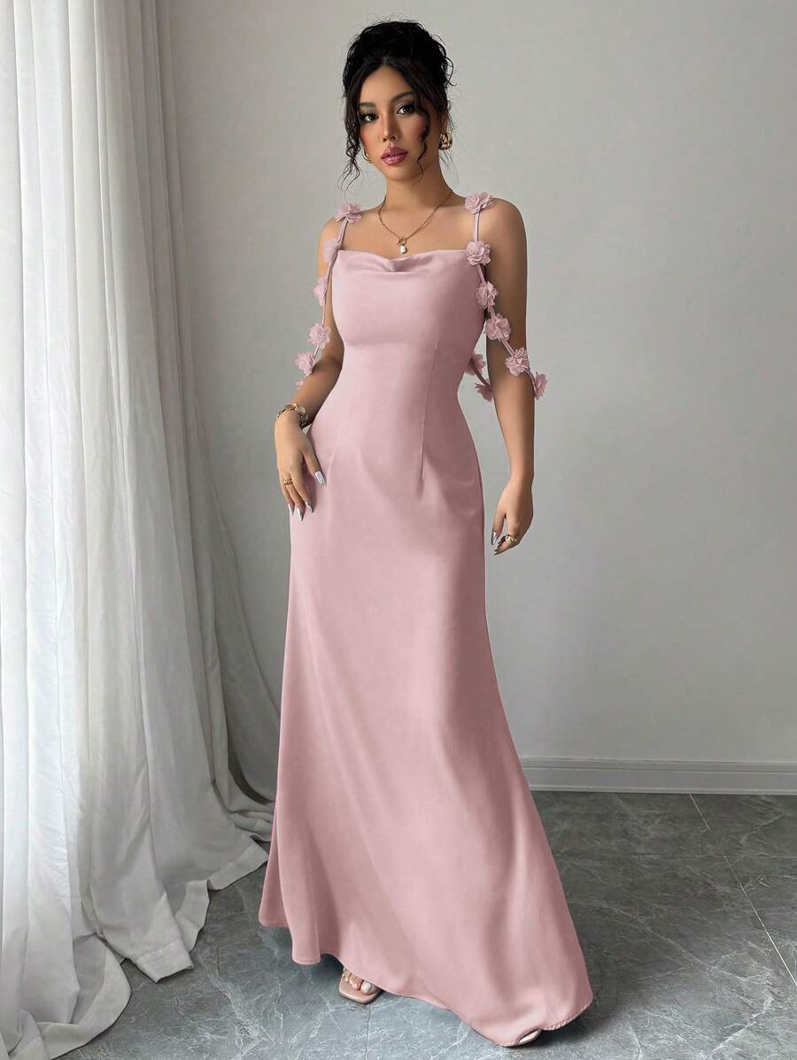 SHEIN Elenzga فستان وردي بأشرطة رفيعة ونقشة أزهار