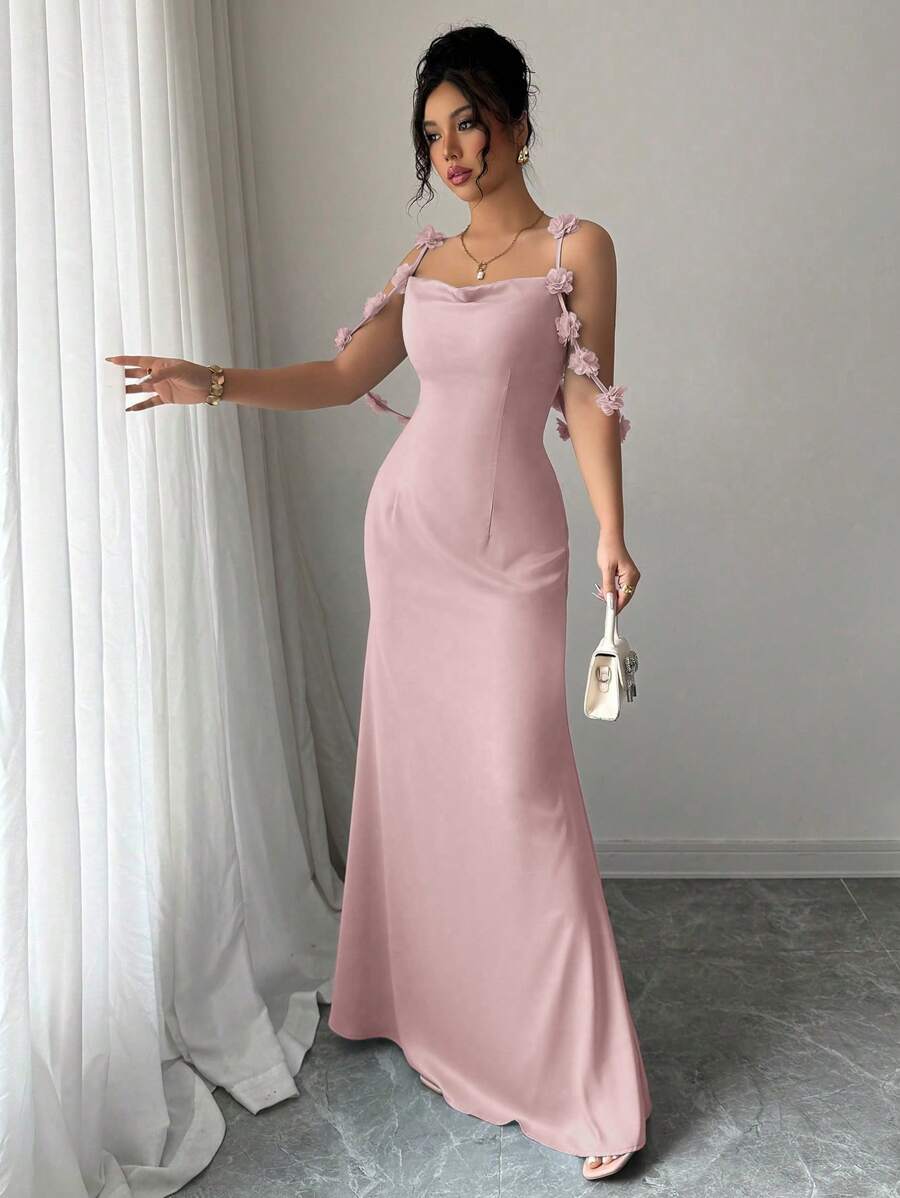SHEIN Elenzga فستان وردي بأشرطة رفيعة ونقشة أزهار