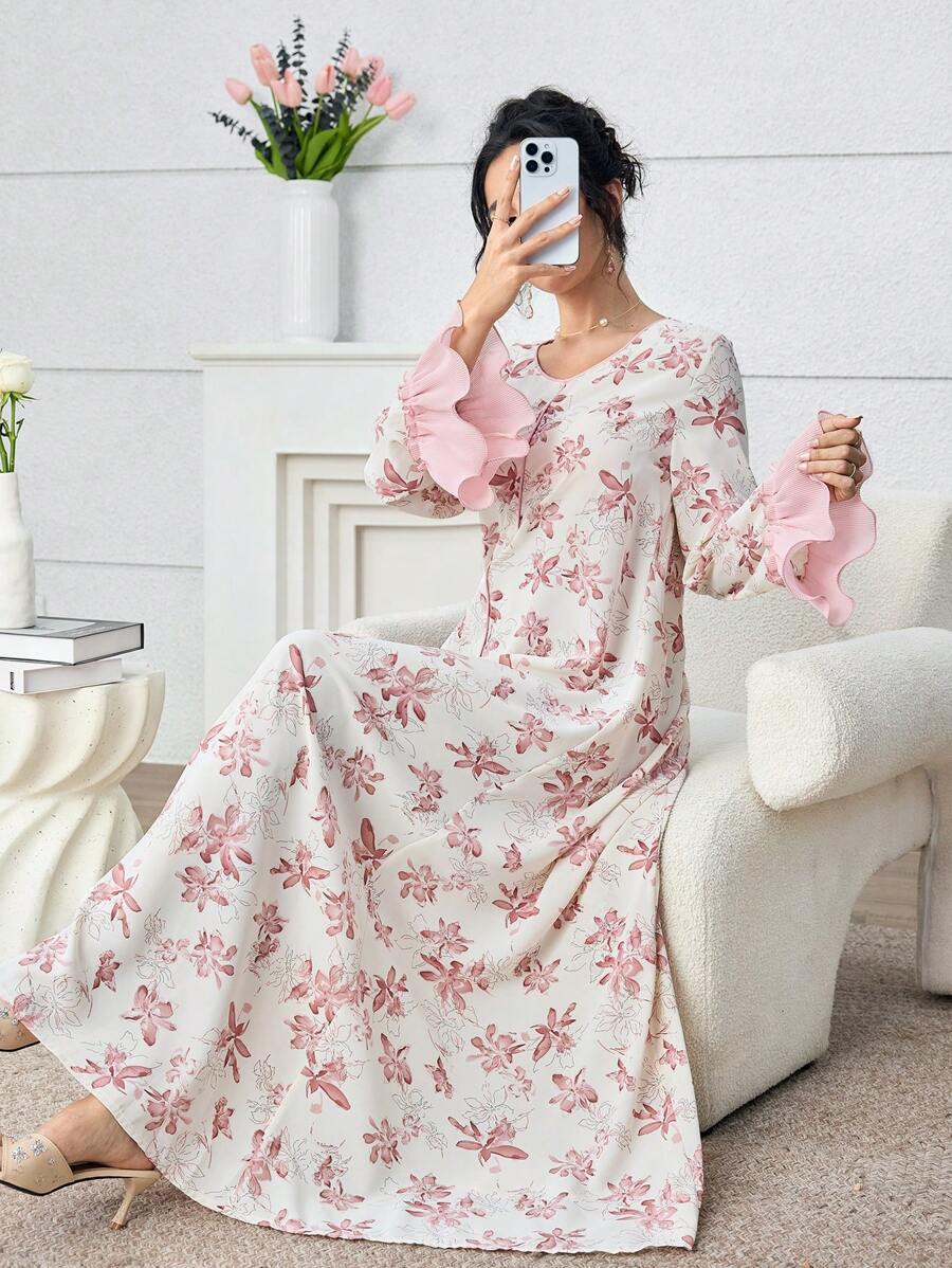 SHEIN Yasmyna فستان عربي طويل بطبعة زهرية وحافة من الدانتيل
