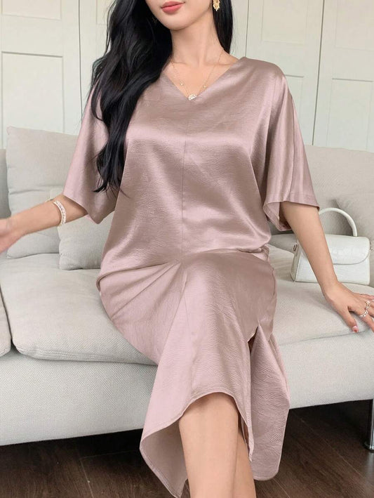 SHEIN DAZY فستان وردي سادة