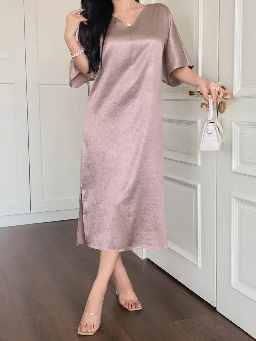 SHEIN DAZY فستان وردي سادة