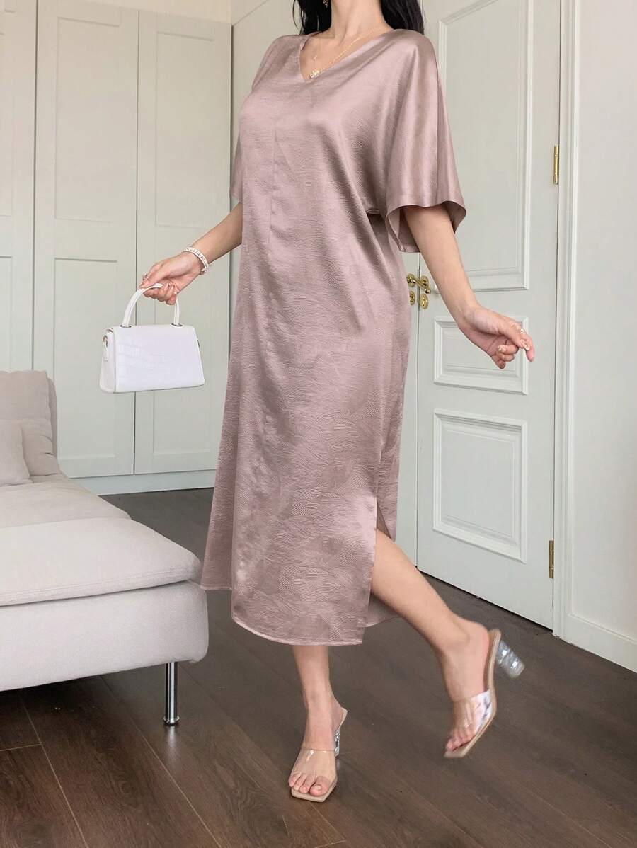 SHEIN DAZY فستان وردي سادة