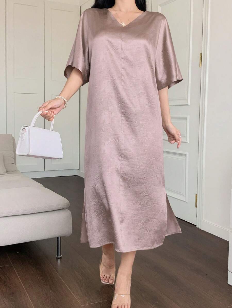 SHEIN DAZY فستان وردي سادة