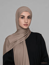SHEIN وشاح نسائي كلاسيكي بلون كاكي من قماش جيرسيه محبوك